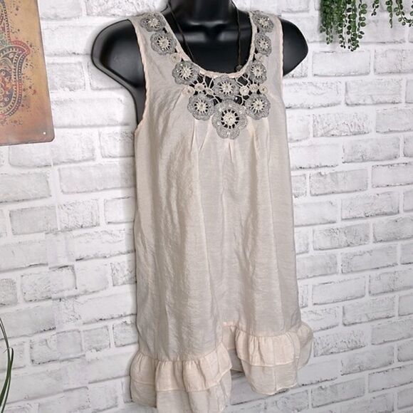 Love Stitch Ruffled Boho Hippie Crochet Beaded Tank Top Shirt Size Small - Picture 5 of 8